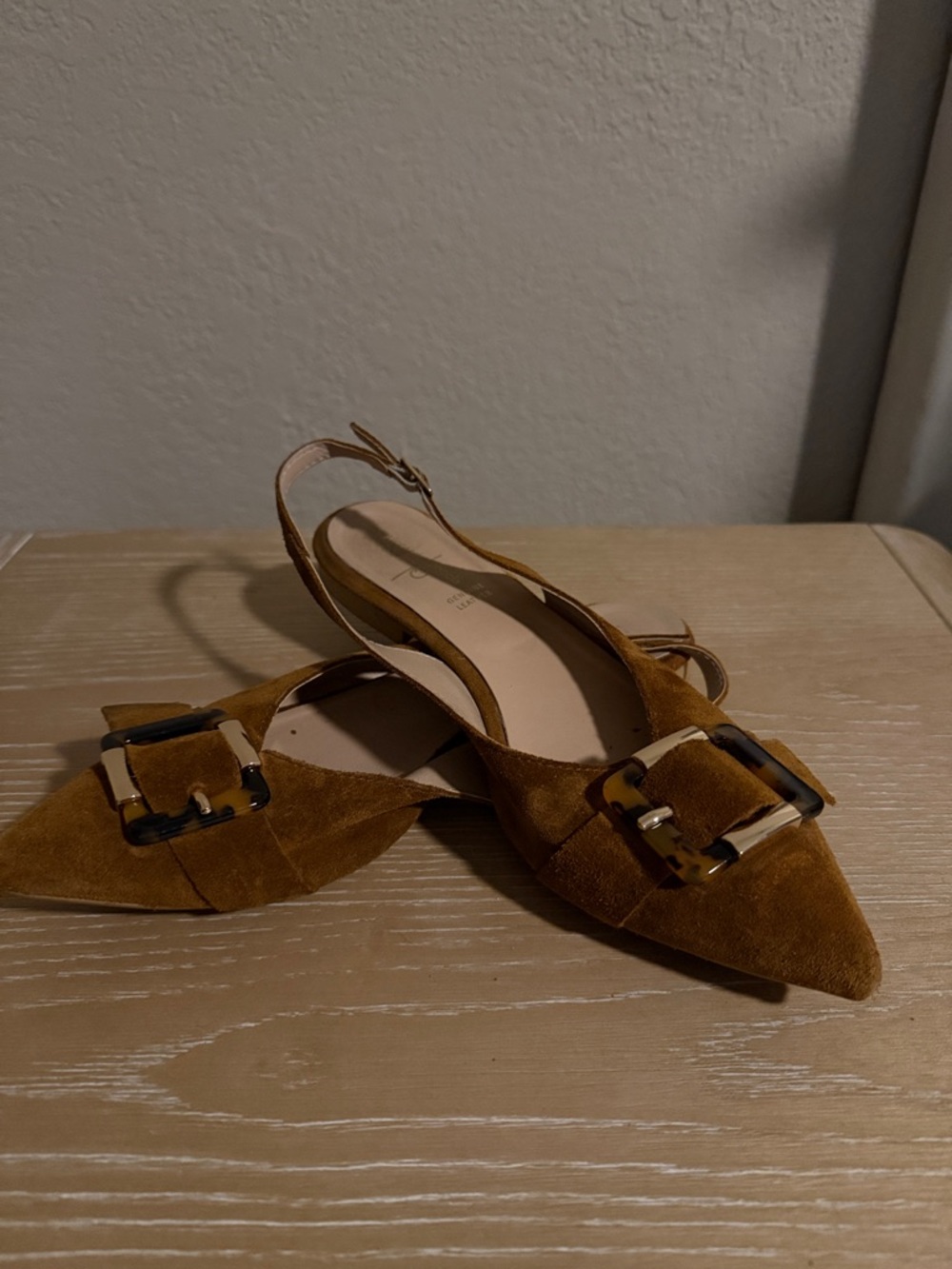 Women's Suede Pointed Toe Slingback Flats. Genuine leather